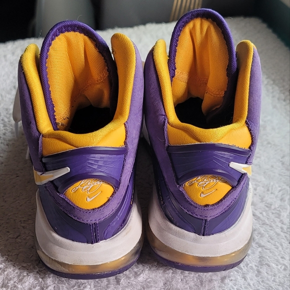 Nike LeBron James Lakers VIII QS 8 Purple Basketball Shoes 3.5Y - Picture 3 of 6